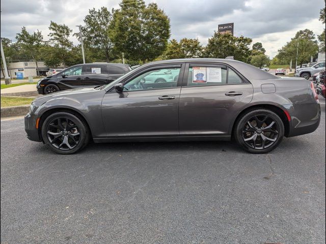 2021 Chrysler 300 Touring