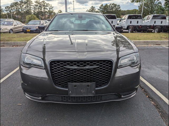 2021 Chrysler 300 Touring