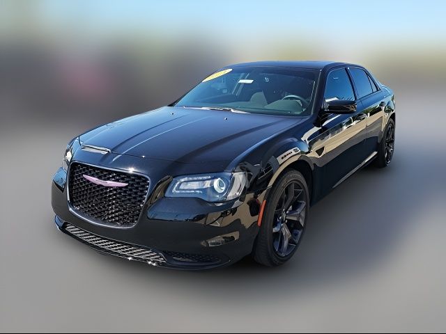 2021 Chrysler 300 Touring