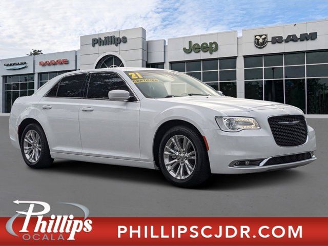 2021 Chrysler 300 Touring