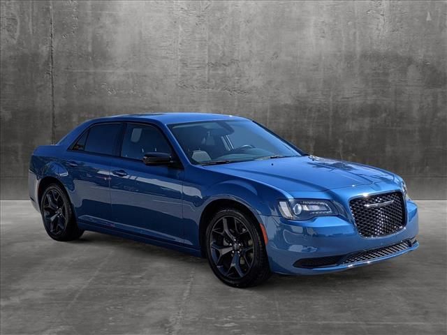 2021 Chrysler 300 Touring