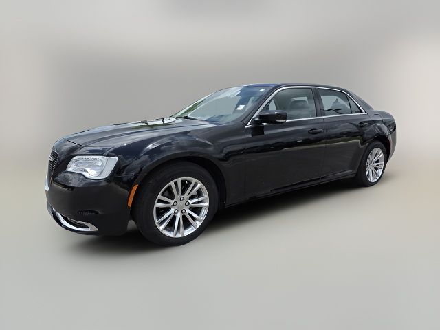 2021 Chrysler 300 Touring L