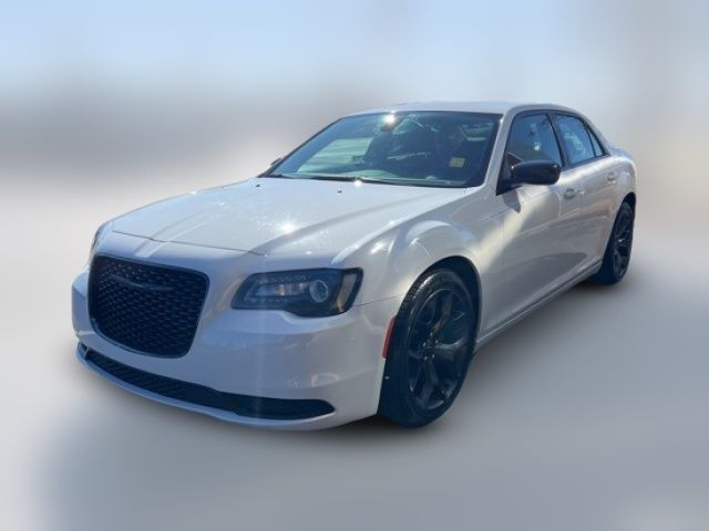 2021 Chrysler 300 Touring