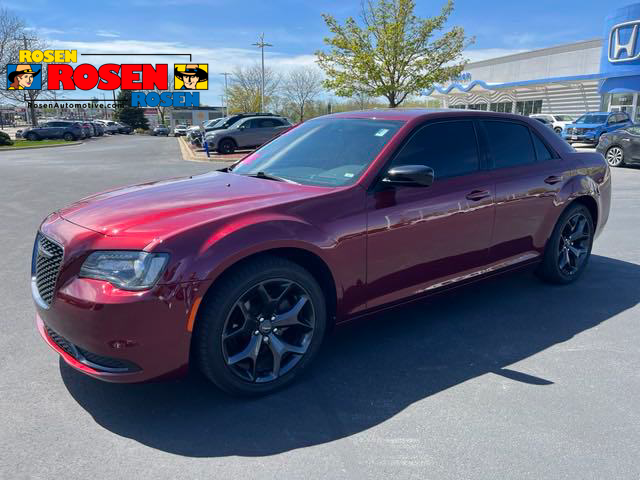 2021 Chrysler 300 Touring