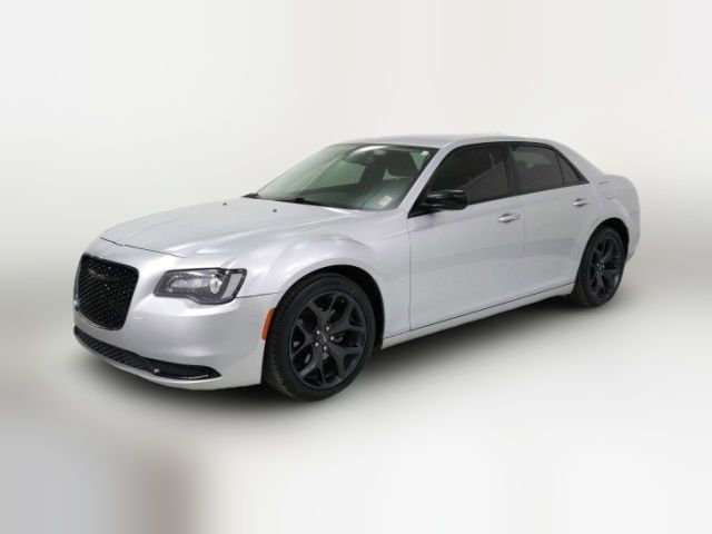 2021 Chrysler 300 Touring