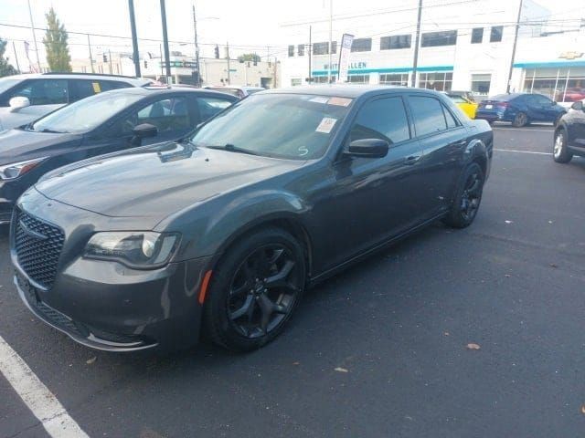 2021 Chrysler 300 Touring