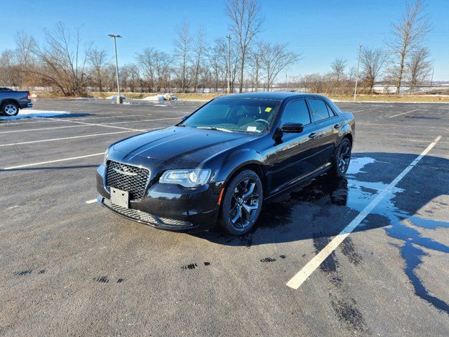 2021 Chrysler 300 Touring