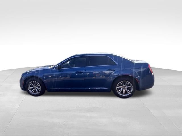 2021 Chrysler 300 Touring