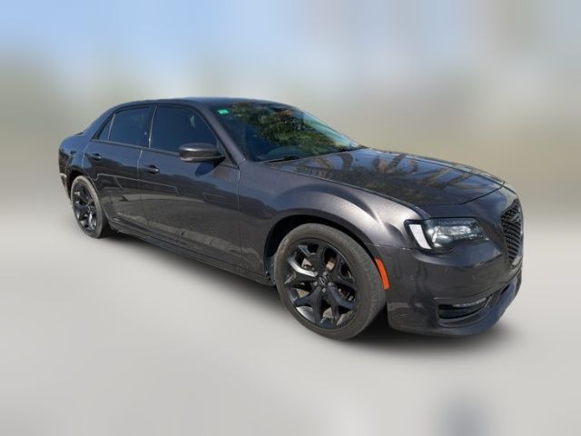 2021 Chrysler 300 Touring L