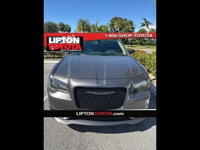 2021 Chrysler 300 Touring L