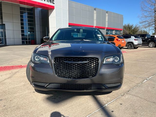 2021 Chrysler 300 Touring