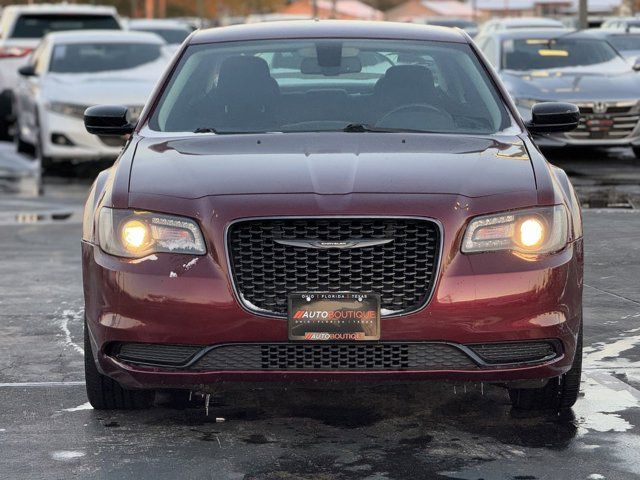 2021 Chrysler 300 Touring