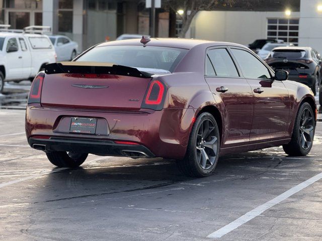 2021 Chrysler 300 Touring