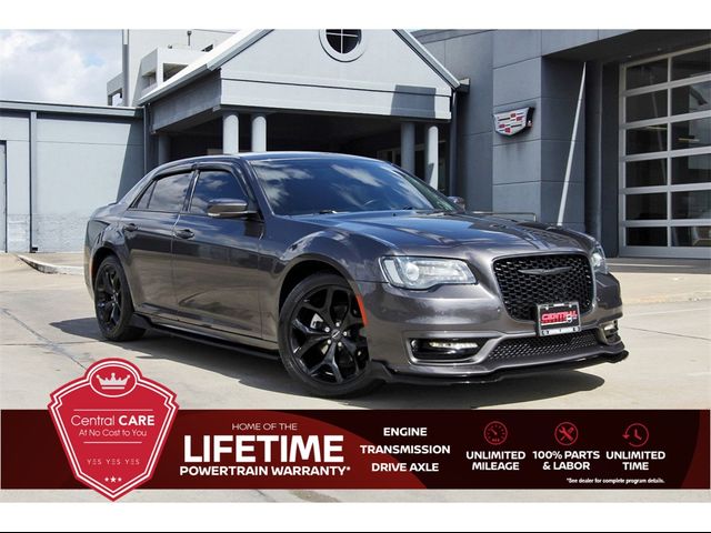 2021 Chrysler 300 Touring L