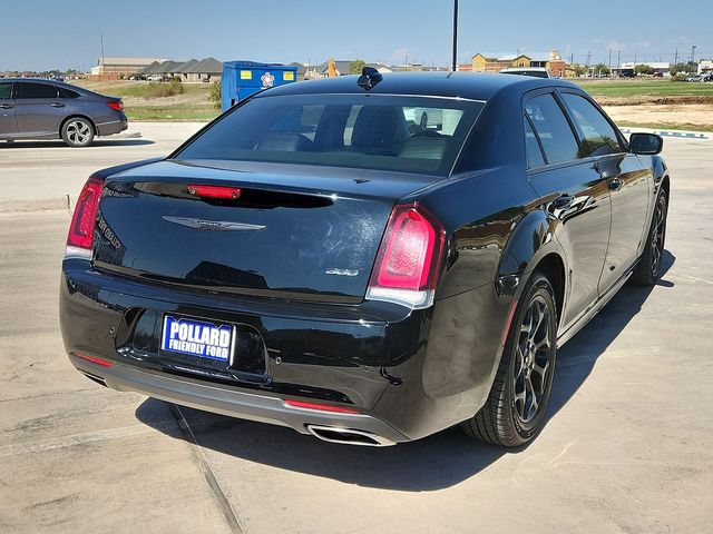 2021 Chrysler 300 Touring L