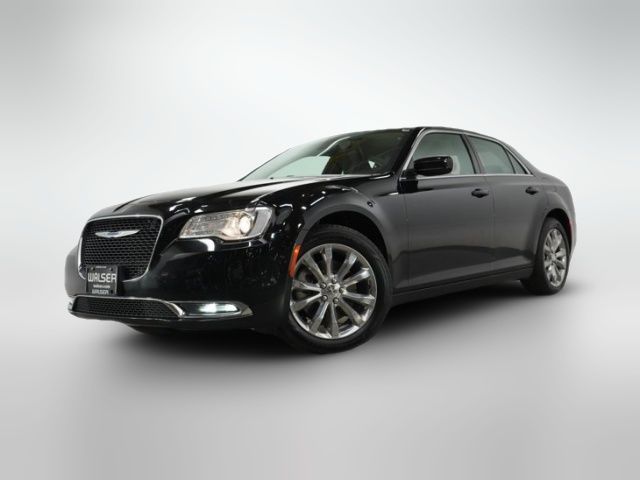 2021 Chrysler 300 Touring