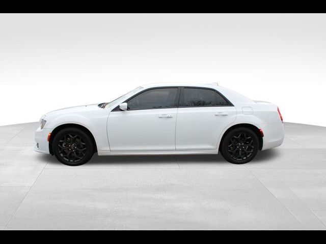 2021 Chrysler 300 Touring L