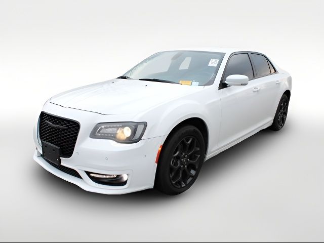 2021 Chrysler 300 Touring L