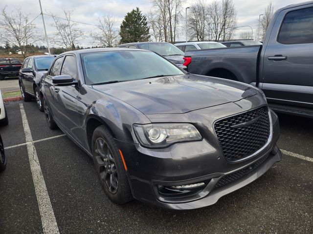 2021 Chrysler 300 Touring L