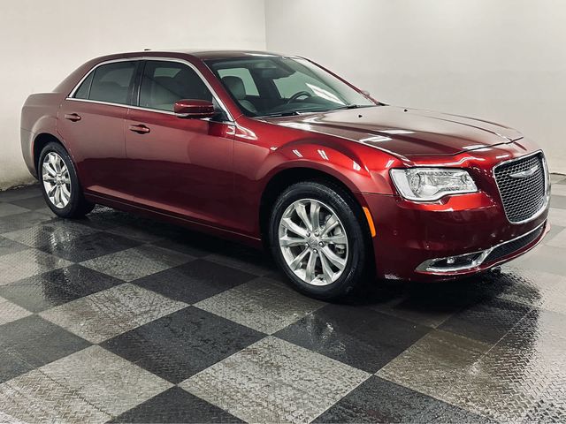 2021 Chrysler 300 Touring L