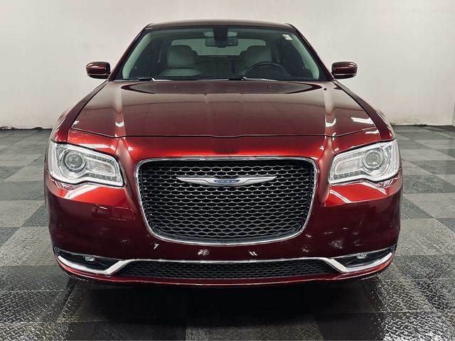 2021 Chrysler 300 Touring L