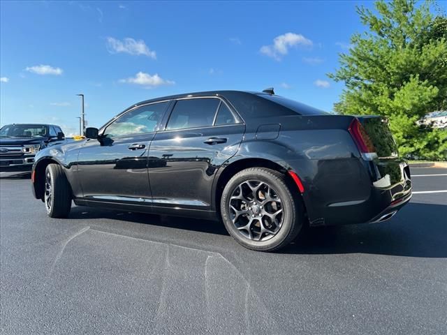 2021 Chrysler 300 Touring