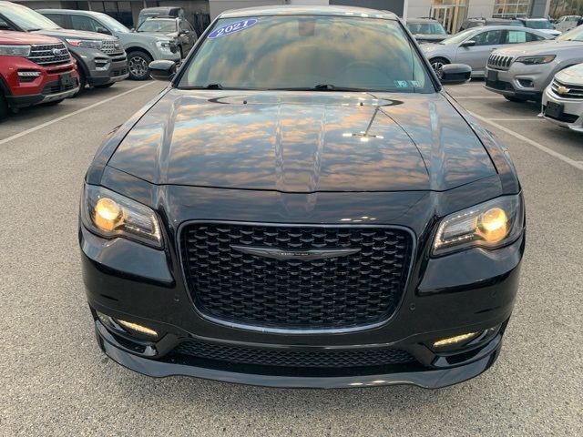 2021 Chrysler 300 Touring L