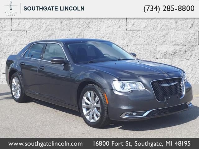 2021 Chrysler 300 Touring L