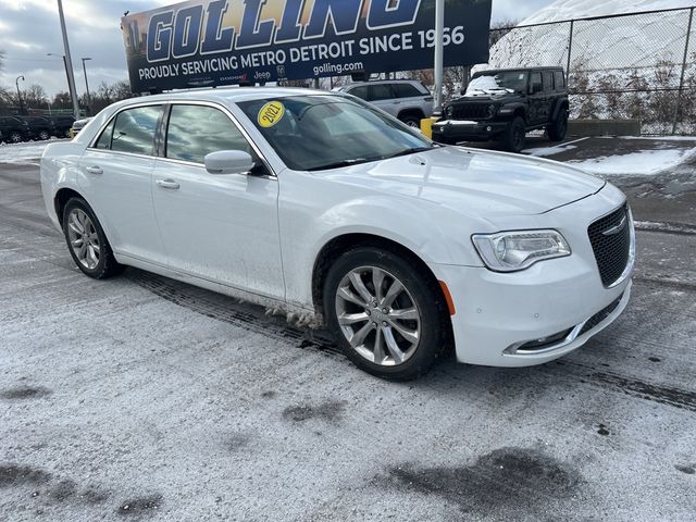 2021 Chrysler 300 Touring L