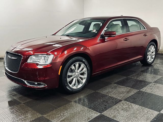 2021 Chrysler 300 Touring L