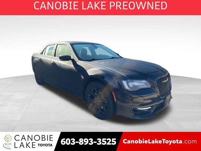 2021 Chrysler 300 Touring L