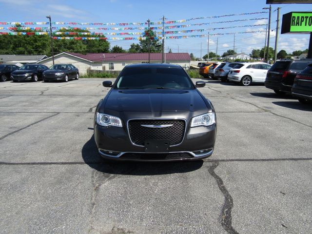 2021 Chrysler 300 Touring L