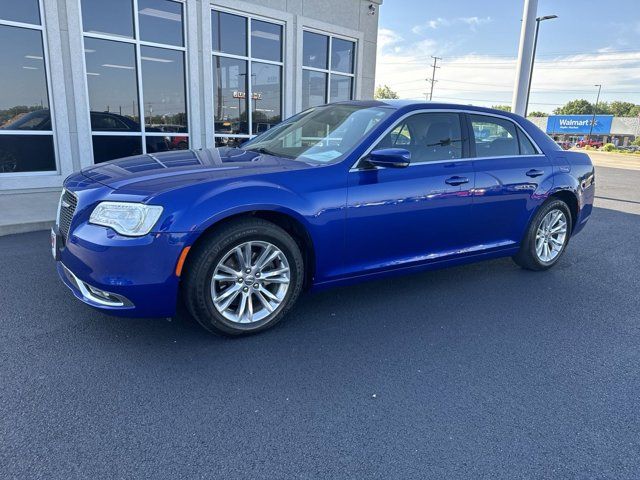 2021 Chrysler 300 Touring L