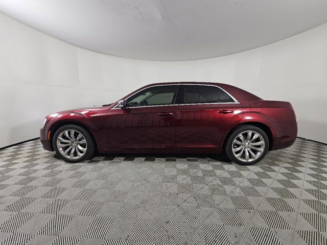 2021 Chrysler 300 Touring L