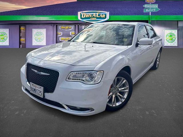 2021 Chrysler 300 Touring L