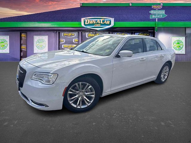 2021 Chrysler 300 Touring L