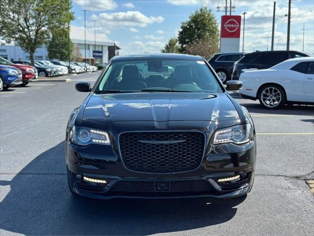 2021 Chrysler 300 Touring L