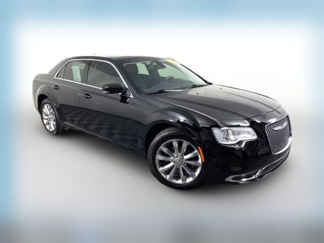 2021 Chrysler 300 Touring L