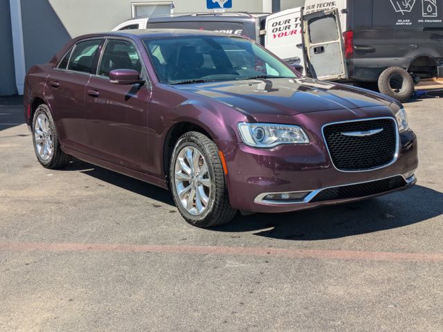 2021 Chrysler 300 Touring L