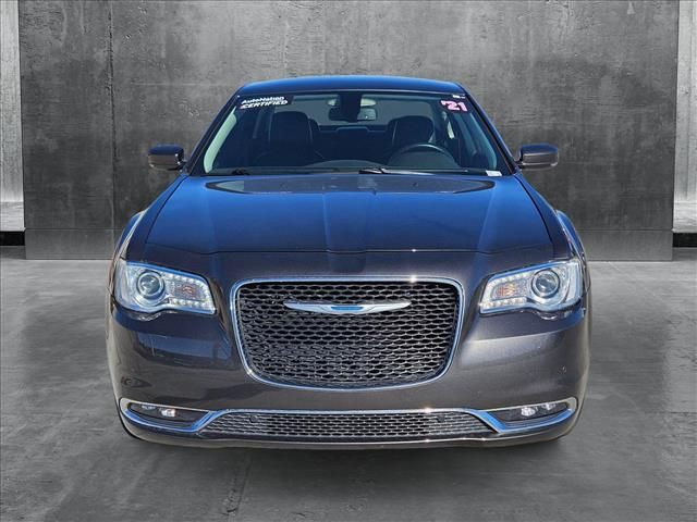 2021 Chrysler 300 Touring L