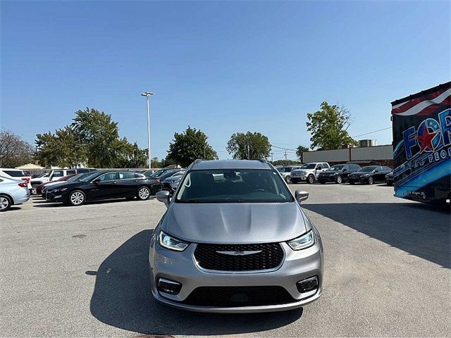 2021 Chrysler Pacifica Touring-L