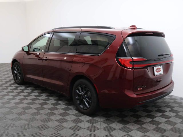 2021 Chrysler Pacifica Touring-L