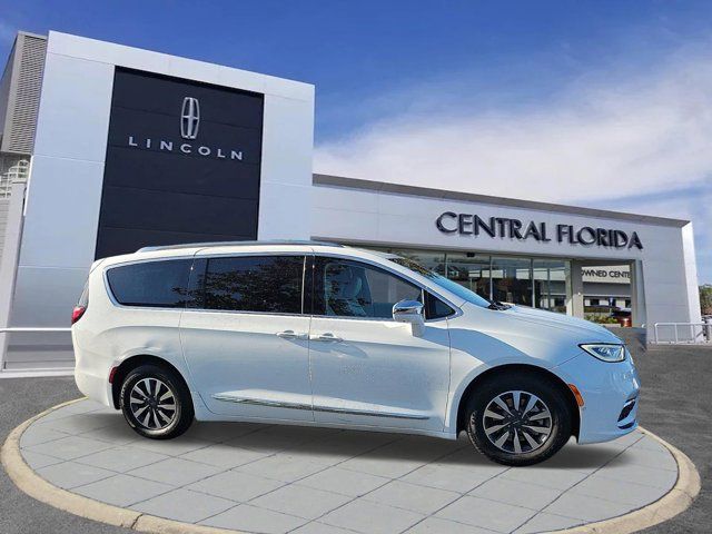 2021 Chrysler Pacifica Hybrid Limited