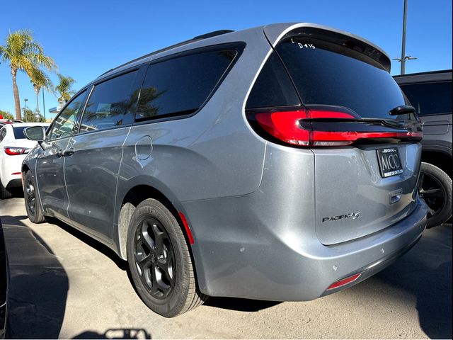 2021 Chrysler Pacifica Hybrid Limited