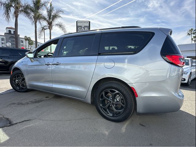 2021 Chrysler Pacifica Hybrid Limited