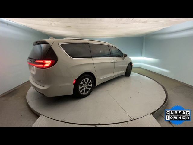 2021 Chrysler Pacifica Hybrid Pinnacle