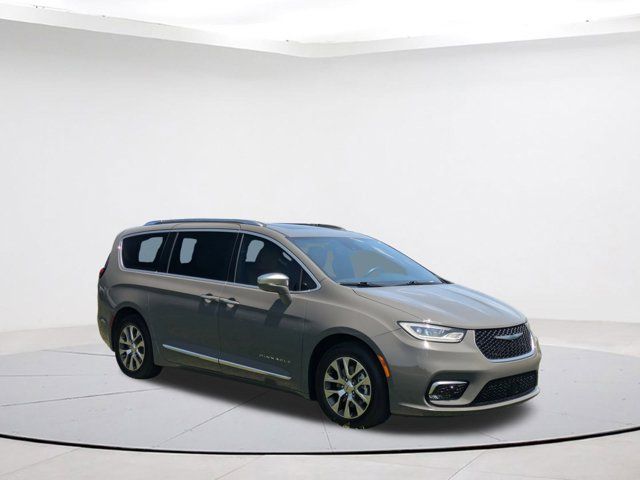 2021 Chrysler Pacifica Hybrid Pinnacle