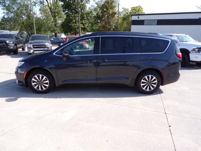 2021 Chrysler Pacifica Hybrid Touring