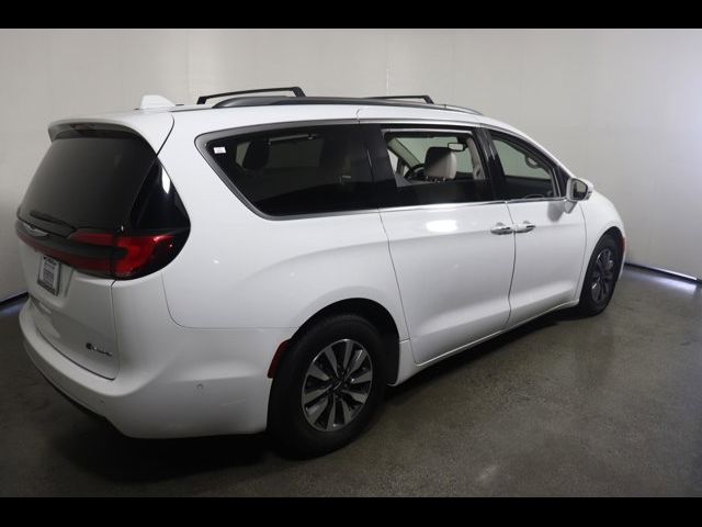 2021 Chrysler Pacifica Hybrid Touring L