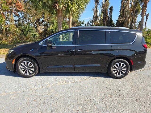 2021 Chrysler Pacifica Hybrid Touring L